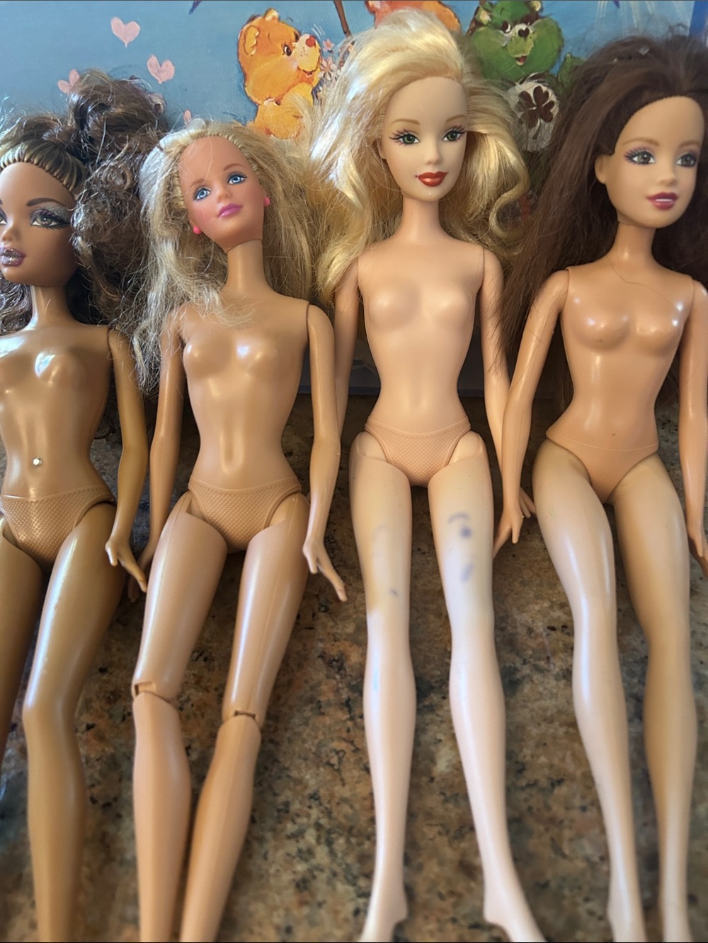 TLC, Lot of 4 Fashion Dolls, broken neck, bad hair and or marks
